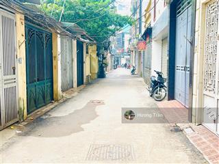 Cực hiếm! sở hữu ngay 101m2 phân lô  ôtô vào, cách mặt phố 30m, giá chào chỉ 188tr/m2 tặng gpxd 7t