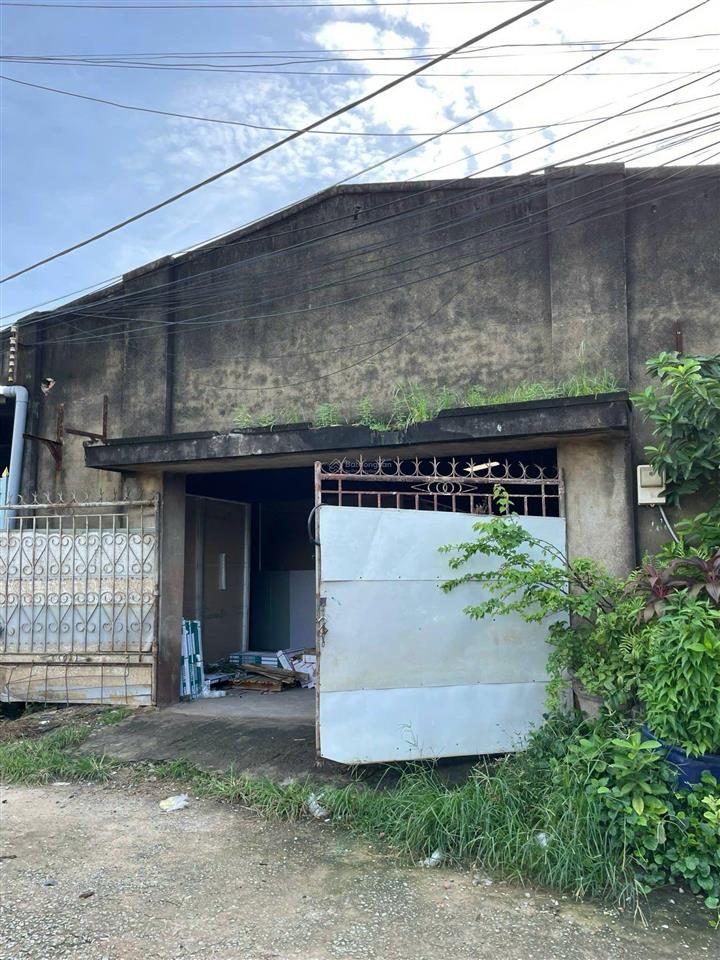 Bán đất có hiện trạng nhà shr long bình long sơn quận 9 cũ thành phố thủ đức.