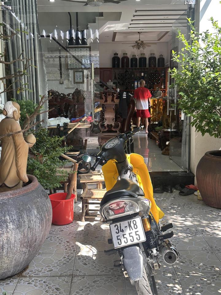 Bán nhà căn góc không gian sống đẳng cấp