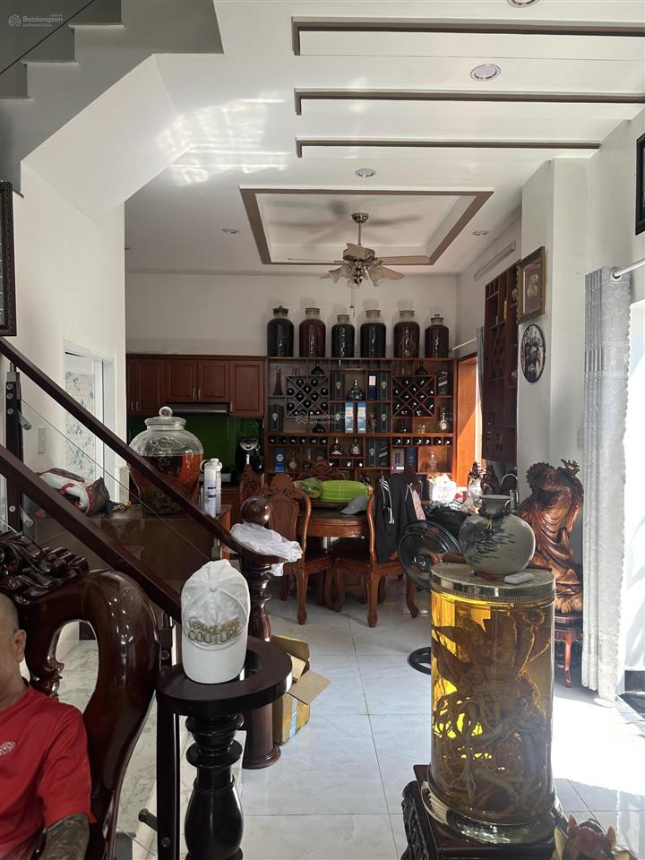 Bán nhà căn góc không gian sống đẳng cấp