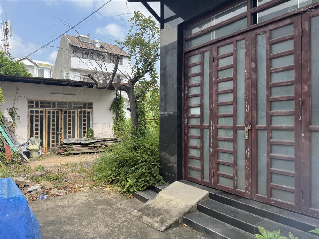 Cần bán gấp nhà đất hẻm 115 phạm hữu lầu, có 2 nhà cấp 4, thích hợp ở, căn hộ, nhà trọ, kho..
