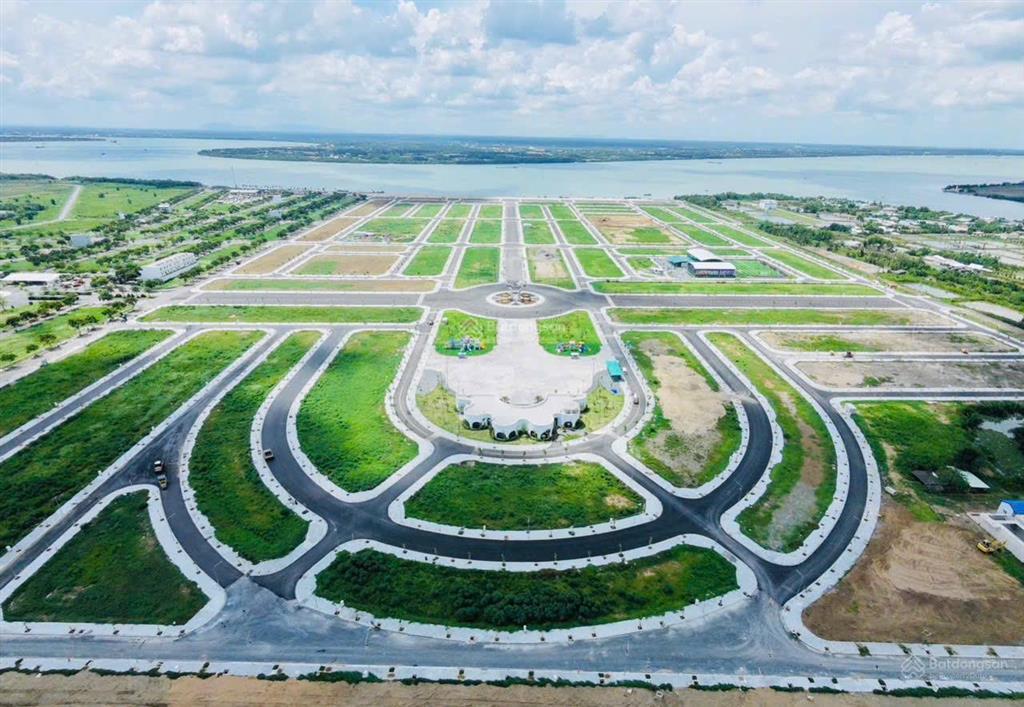 Đất nền hiệp phước premia 80m chỉ 1,6 tỷ, sổ đỏ riêng, cách phú mỹ hưng 20 phút