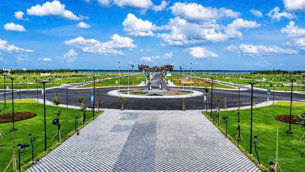 Đất nền ven sông chỉ 1,6 tỷ/nền  view du thuyền đường bờ sông hơn 1km  cách phú mỹ hưng 25 phút