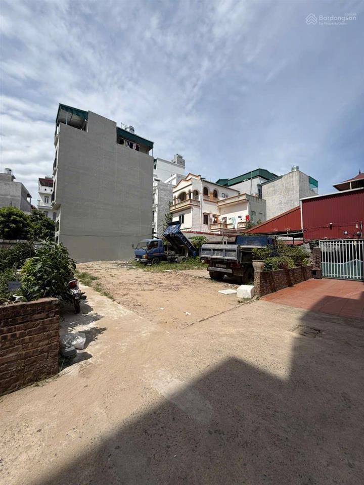 Lãi ngân hàng cao, cần bán gấp mảnh đất 30m2 thanh am, long biên