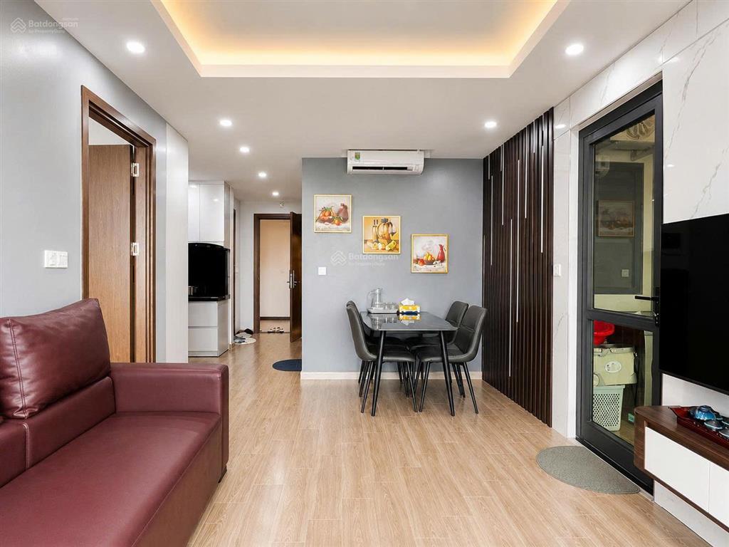 Bán căn hộ 2 phòng ngủ hud building