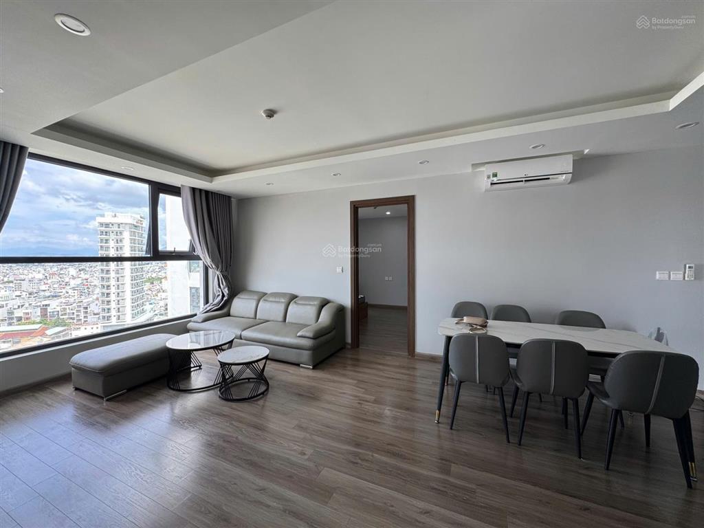 Bán căn hộ 3 phòng ngủ hud building nguyễn thiện thuật