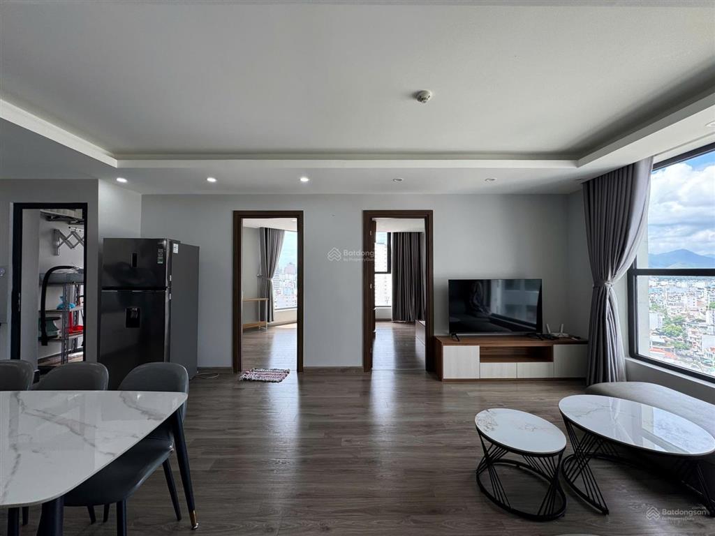 Bán căn hộ 3 phòng ngủ hud building nguyễn thiện thuật