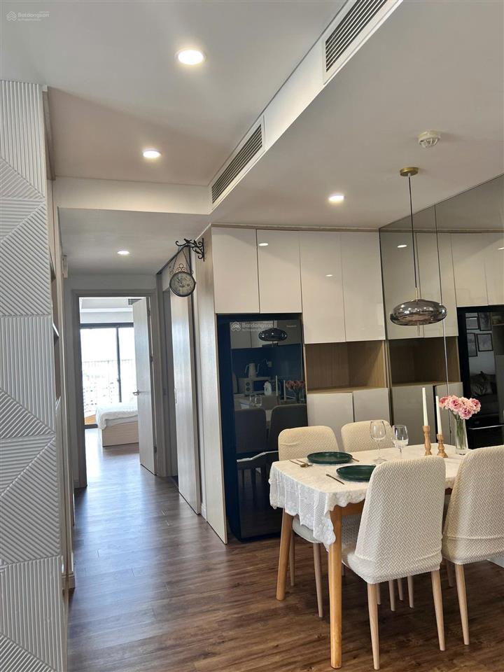 Cho thuê căn hộ gold coast 2 phòng ngủ