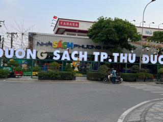 Hiếm khu vip hiệp phú, bán đất tặng nhà mặt tiền sát lê văn việt, dt 180m2, giá 18 tỷ