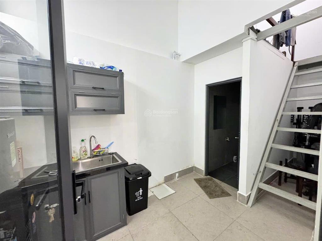 Cho thuê nhà mặt tiền kinh doanh, dtsd 140m2 linh xuân thủ đức