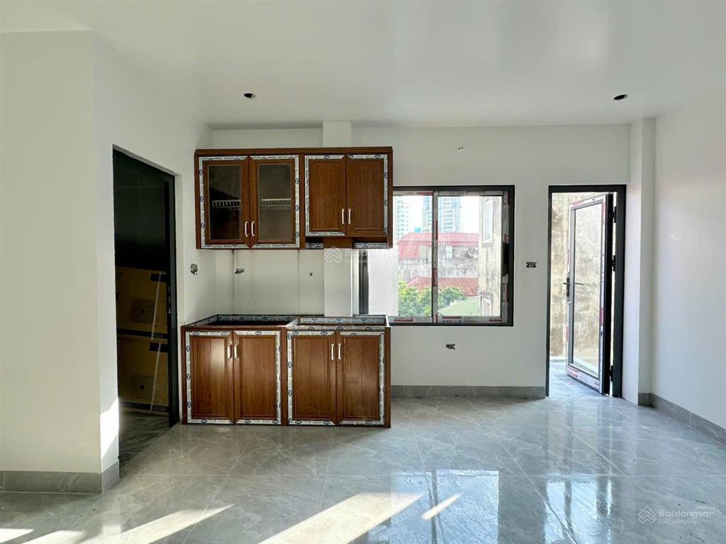 Đập hộp ccmn 20/10 vào ở được, full đồ ban công thoáng giá từ 4tr86tr