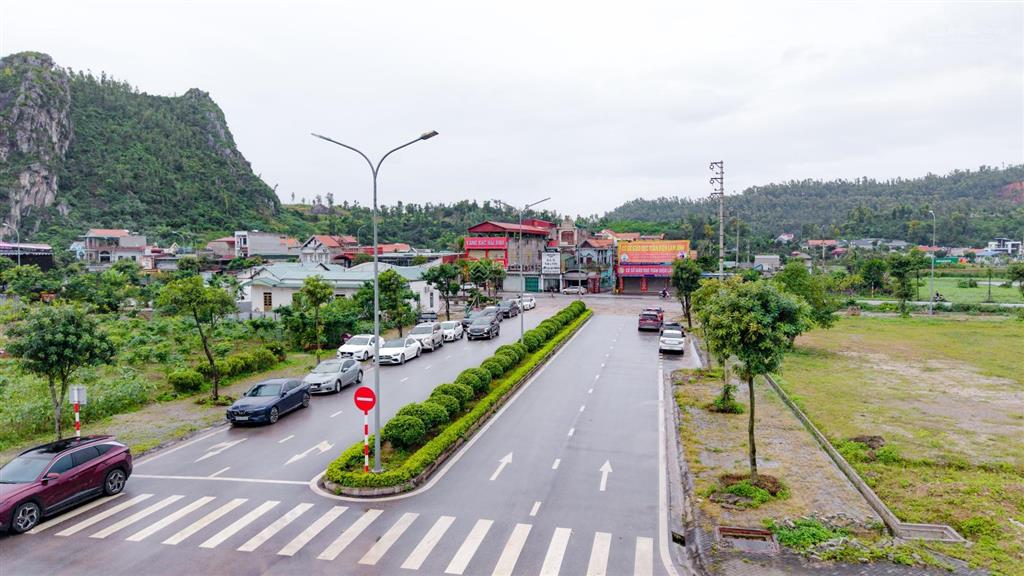 Giá thấp nhất phú thứ park hill  chỉ 14tr/m2  diện tích 90m2  sổ đỏ sẵn