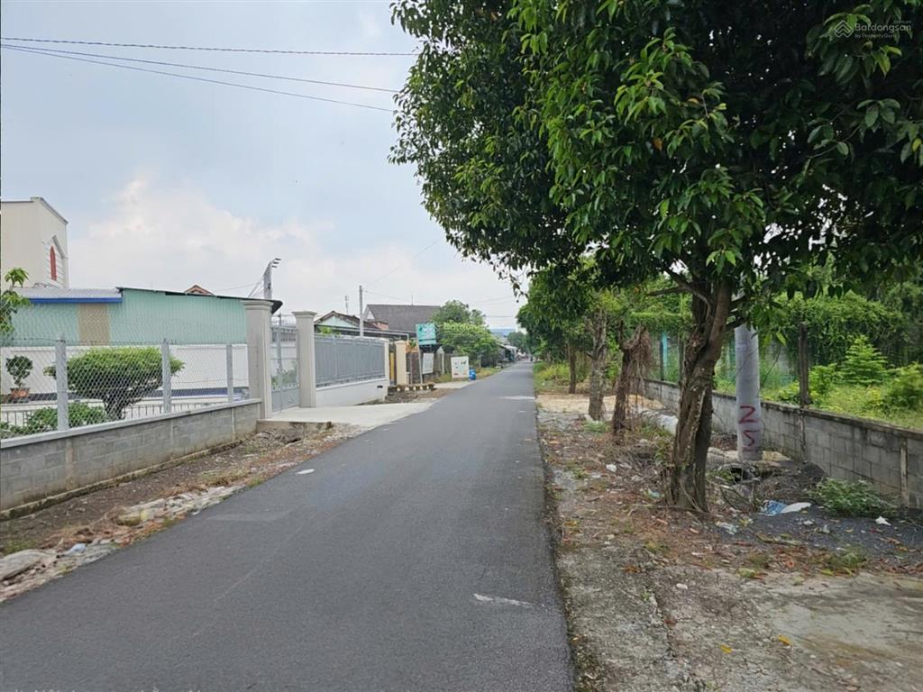 Đất ngộp bán gấp 133m2 thổ 1/ trần văn chẩm  xã củ chi (phước vĩnh an cũ)  giá 1,5 tỷ