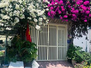 Nhà đẹp khu phân lô gò cát phú hữu, dt 52m2, full nội thất giá chỉ 4,6 tỷ