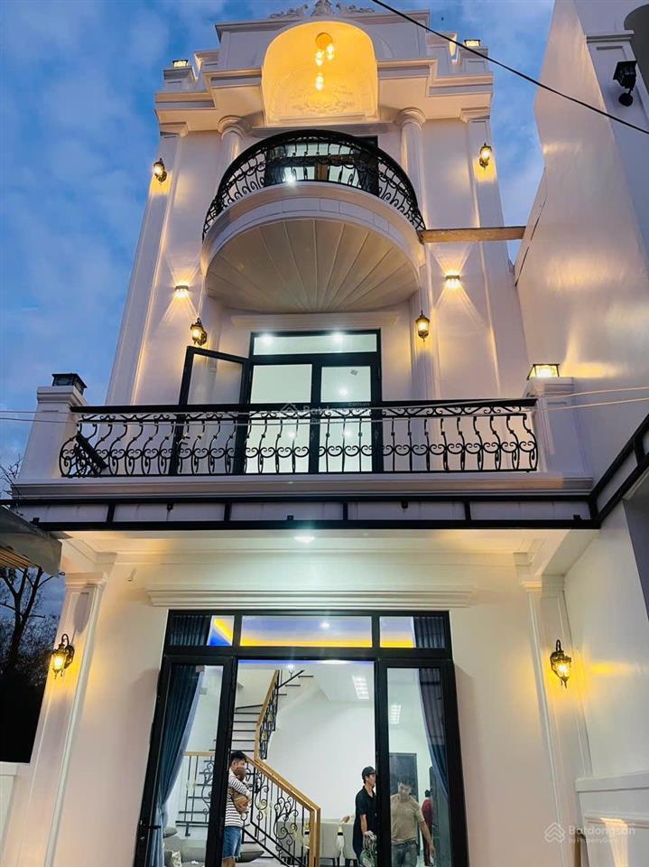 Chính chủ cần bán gấp nhà riêng giá rẻ 3 tầng103m2 phú thượng huế 4pn,4wc