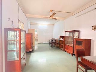 Nhà bán 3 tầng, đường phạm văn hai, tân bình, diện tích 3.9x17m, giá chỉ 8. x tỷ