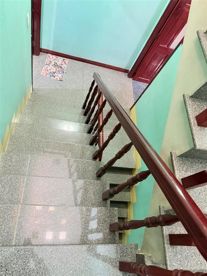 Bán nhà 4 tầng, hồng lạc sát bên quận 10  4.7x12.5m  sát mặt tiền đường  nhỉnh 9 tỷ