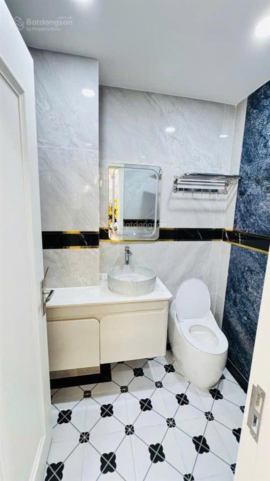 Bán chdv tại lê văn thịnh, giá tốt, 23,5 tỷ, 189,6m2, 4 tầng, 16pn, 18wc
