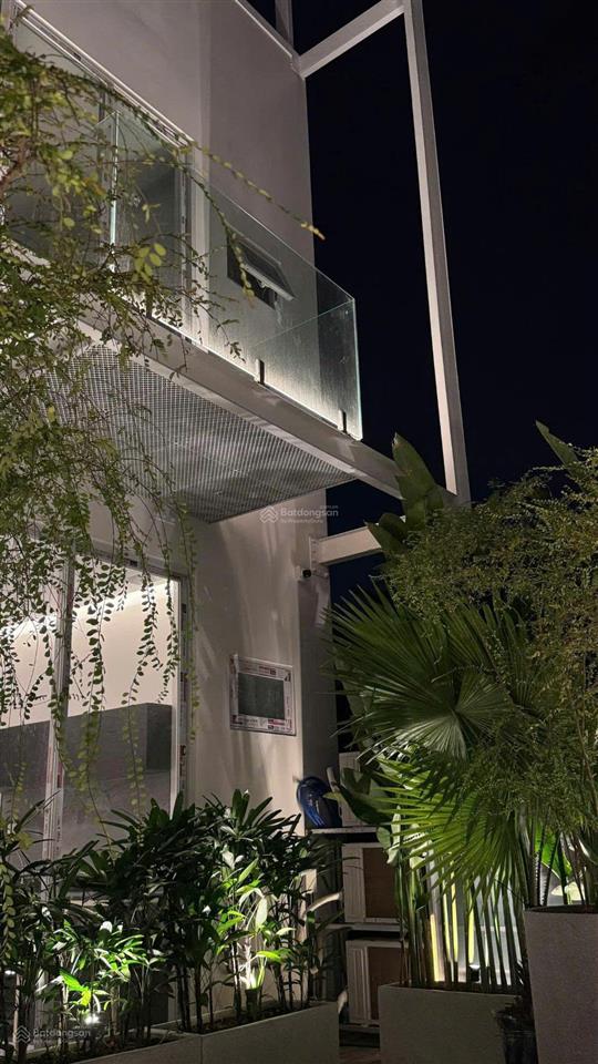 Bán chdv tại lê văn thịnh, giá tốt, 23,5 tỷ, 189,6m2, 4 tầng, 16pn, 18wc