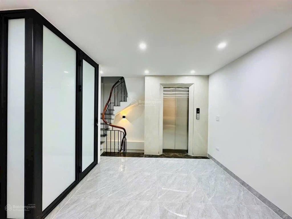 Siêu phẩm 6 tầng thang máy oto đỗ cửa phố thái hà tt quận đống đa dt40m2 mt4,2m nhà mới full nội