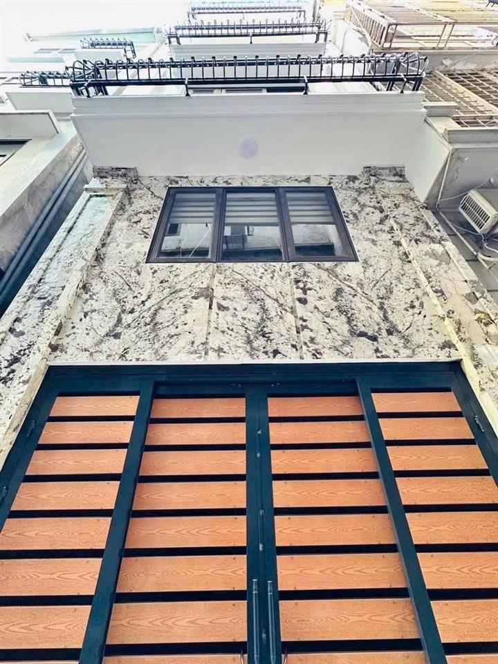 Siêu phẩm 6 tầng thang máy oto đỗ cửa phố thái hà tt quận đống đa dt40m2 mt4,2m nhà mới full nội