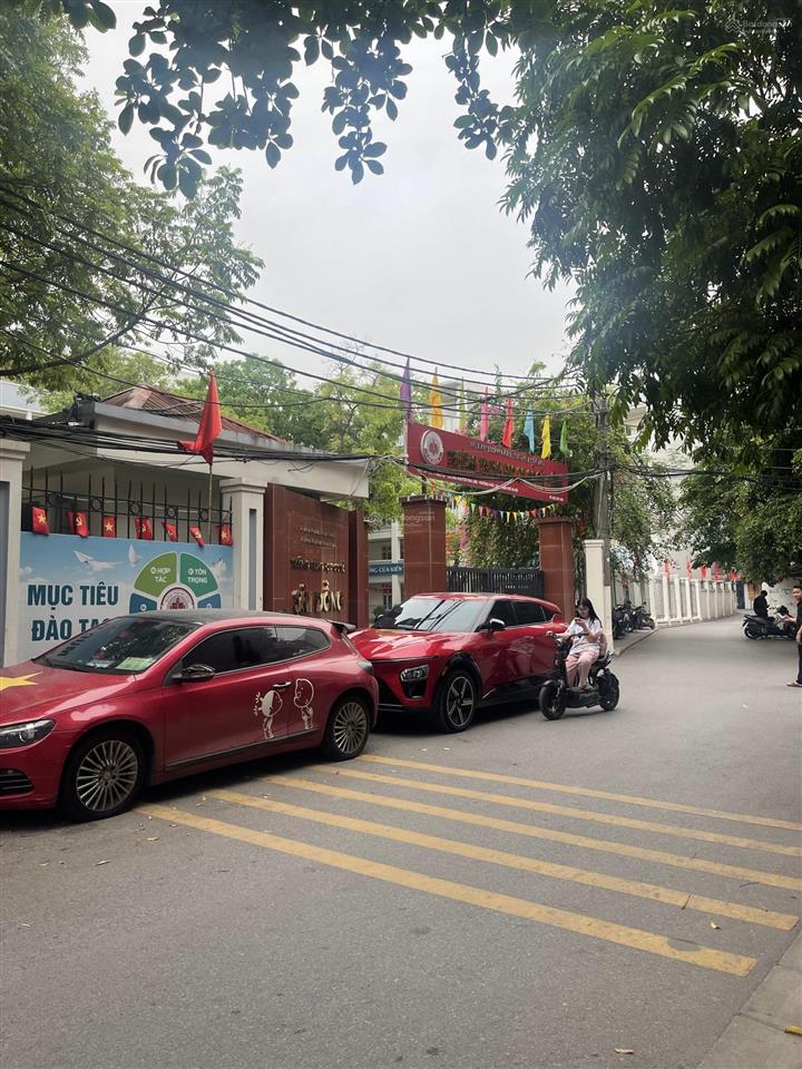 Bán gấp căn góc vip sài đồng giá 15.5 tỷ còn thương lượng.
