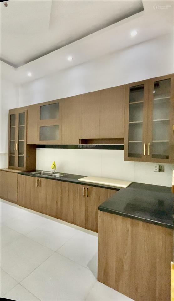 Bán nhà 2 tầng  hxh  60m2(4x16)m  6,7tỷ(tl) kdc hồng long  hiệp bình  thủ đức