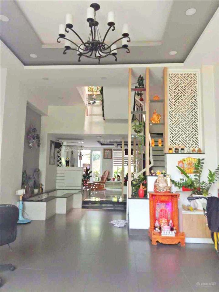 Nhà mặt tiền  bình hưng kế quận 8  5 tầng  5x17.5  chỉ 8 tỷ tl  xách vali vào ở ngay