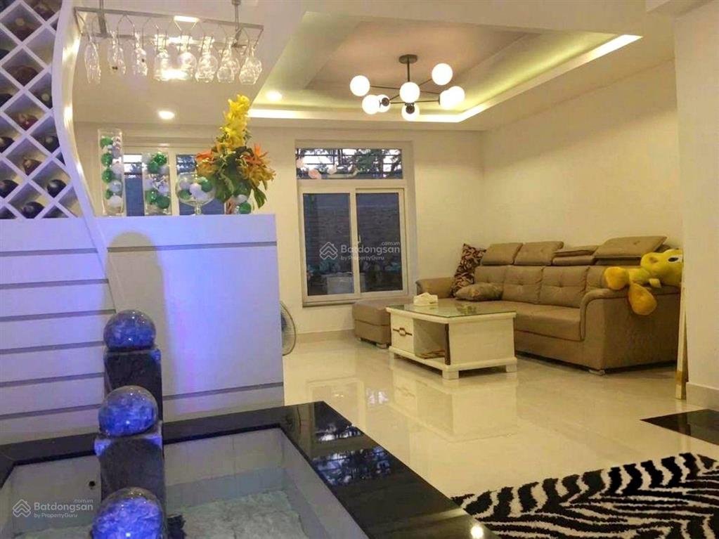 Nhà mặt tiền  bình hưng kế quận 8  5 tầng  5x17.5  chỉ 8 tỷ tl  xách vali vào ở ngay