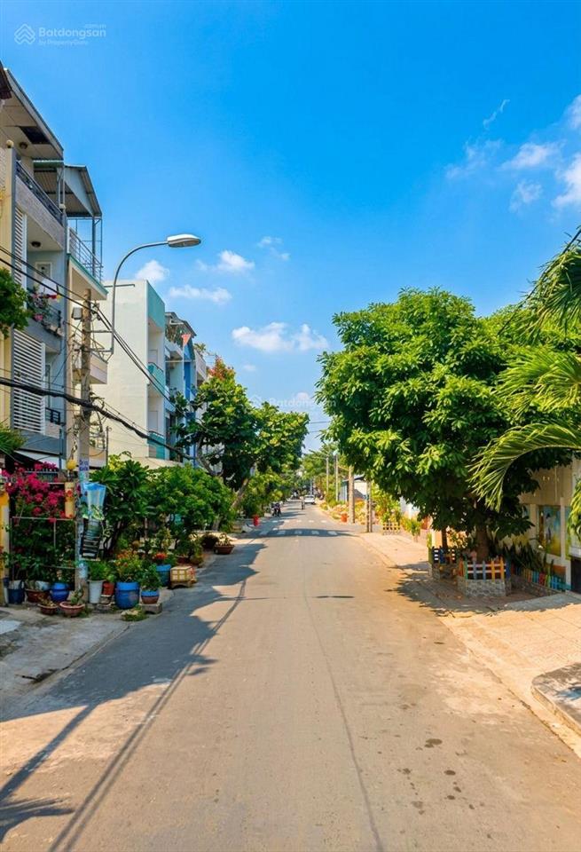 Nhà đẹp mặt tiền  80m2 ( 4x20 )  kdc bình hưng kế bên bx quận 8  nhỉnh 9 tỷ  vào ở ngay
