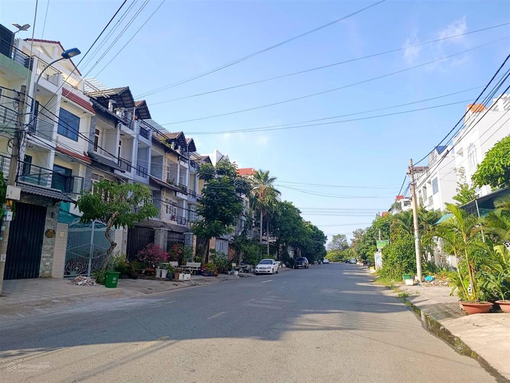 Bán nhà mặt tiền kdc phú lợi quận 8  4 tầng btct  4x24  mt đường 10m  hoàn công đủ  chỉ 7.x tỷ