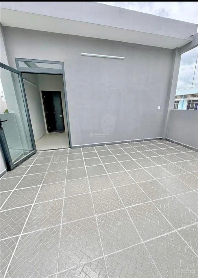 Xe hơi đỗ cửa  chợ nhị thiên đường quận 8  ngang 5.2m  3 tầng  nhỉnh 5 tỷ  mới vào ở ngay
