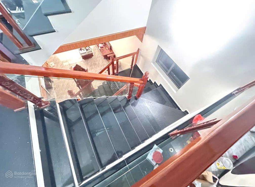 Nhà đẹp 260 m sẵn ở tại hương đình  mai đình sát cạnh tuyến đường võ nguyên giáp