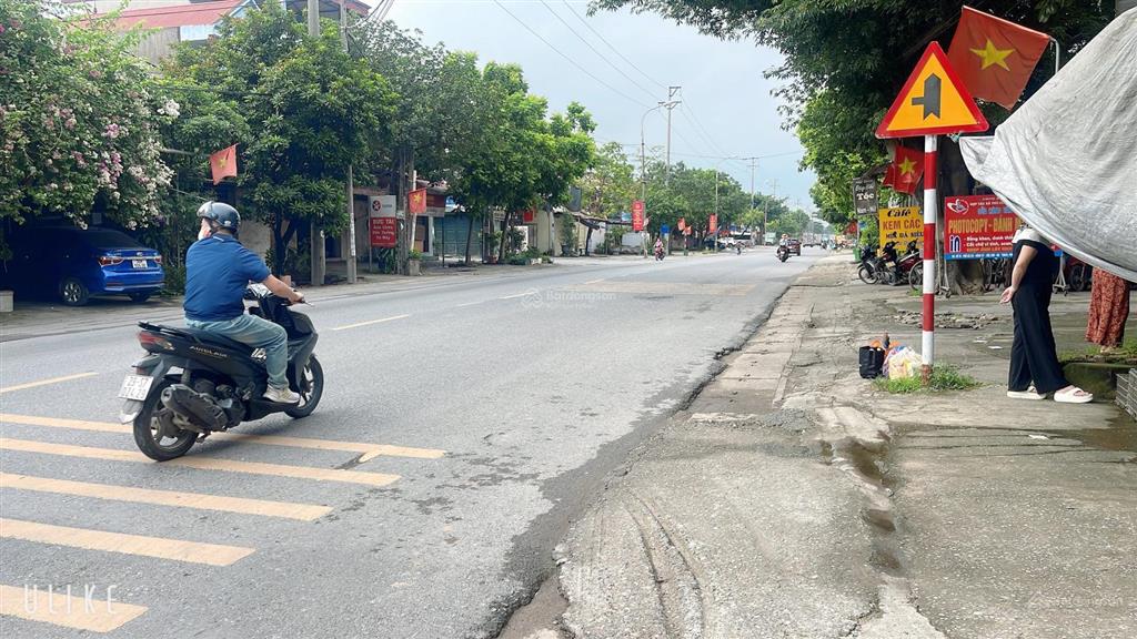 Chỉ 1,7 tỷ  lô góc 100 m nhà dân cắt  xuân đồng  sóc sơn ô tô ngủ trong đất
