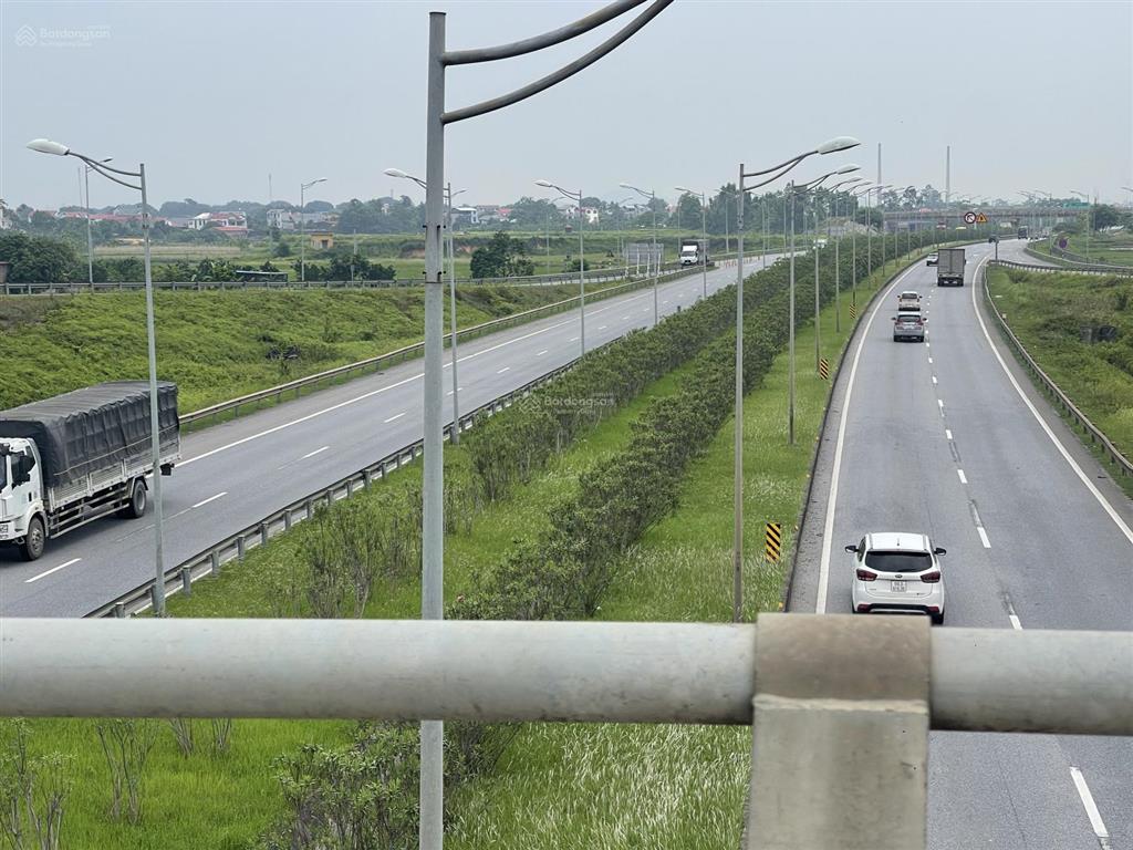 Chủ cắt lỗ 100 m yên tàng  đa phúc đường thông ô tô tránh phóng vèo vèo sát vành đai 4