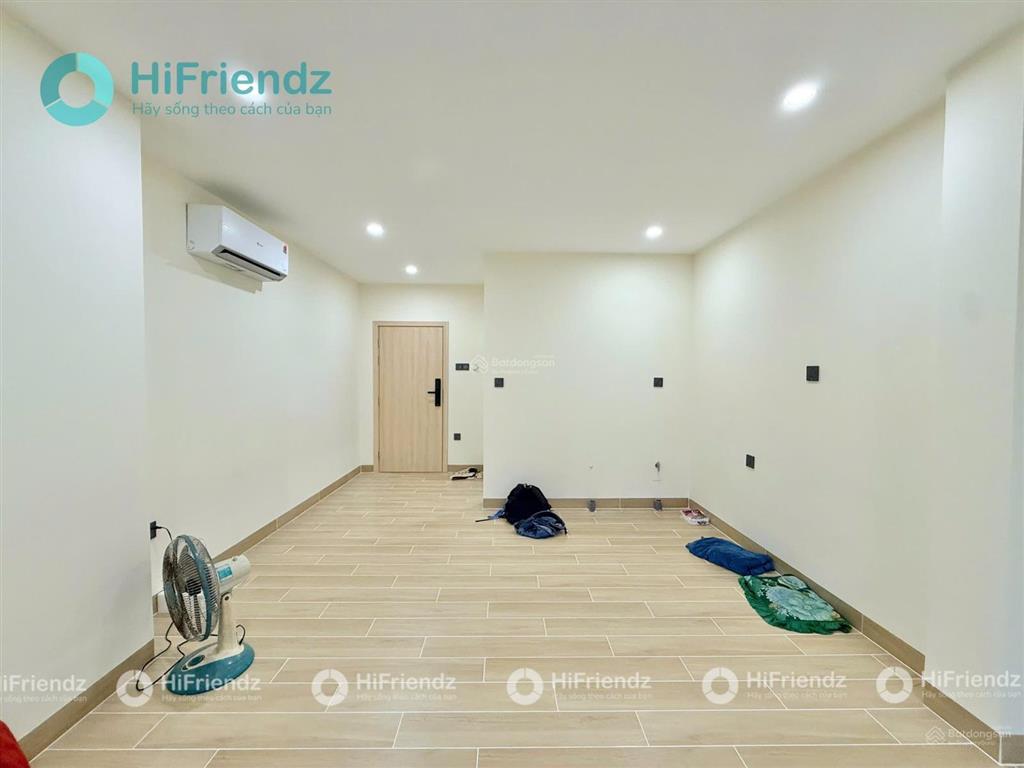 Khai trương siêu phẩm tone cozy sát q1