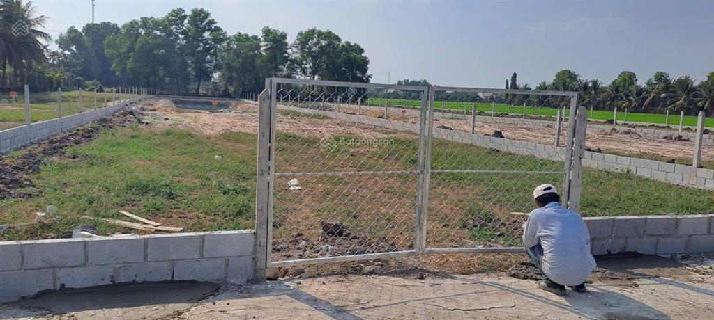 Siêu phẩm đất vườn 1000m2 giá rẻ ngay chợ gò dầu  tây ninh