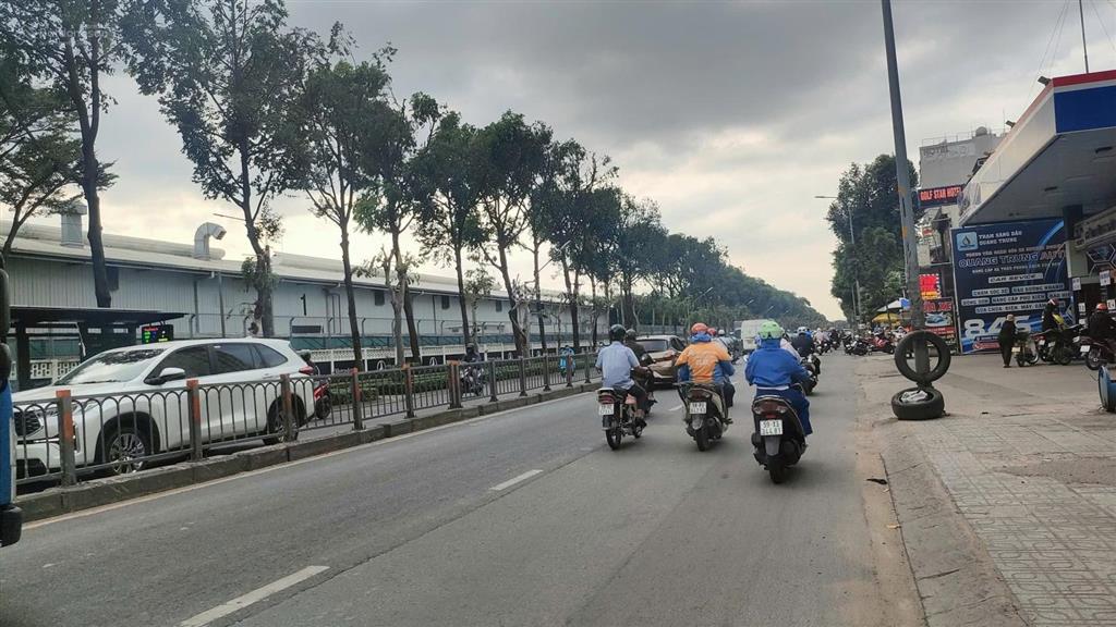 Bán nhà 4 tầng 110m2 mặt tiền đường  ngang 5  thông quang trung gò vấp  1x tỷ còn bớt