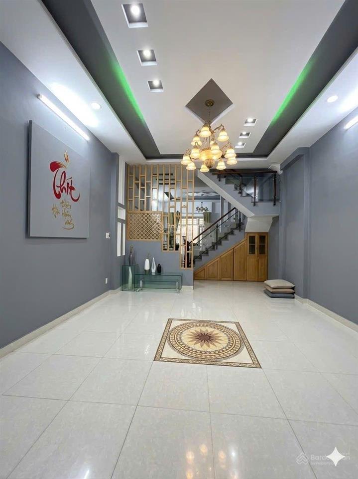 Nhà 70m2 ngang 5m cực hiếm  hxh cộng hòa tân bình  ngay nhà ga t3  chỉ 7,4 tỷ còn bớt