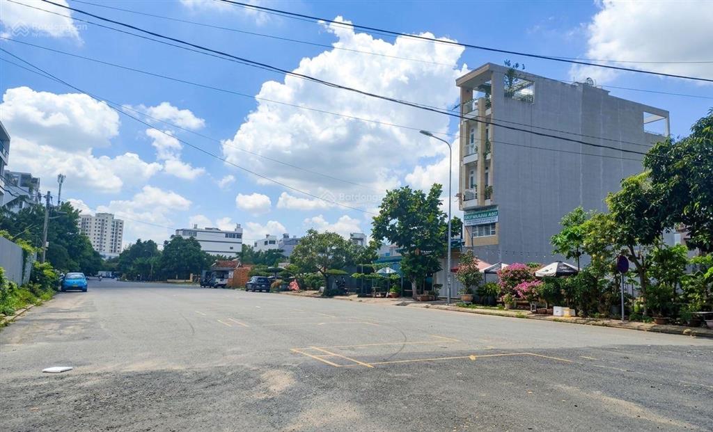 Nhà 4 tầng 70m2 ngay công viên an sương  đông hưng thuận q12  hẻm 8m xe hơi tránh  chỉ 6,5 tỷ