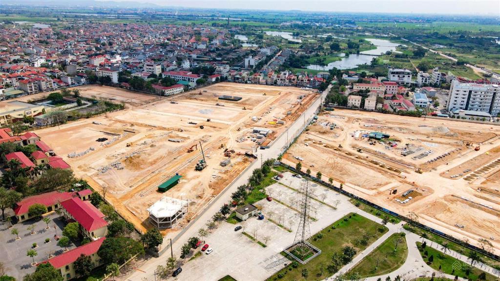 Đất nền dragon city yên lạc 112m2, 60. xtr/m2 mặt quảng trường trung tâm sổ đỏ lâu dài