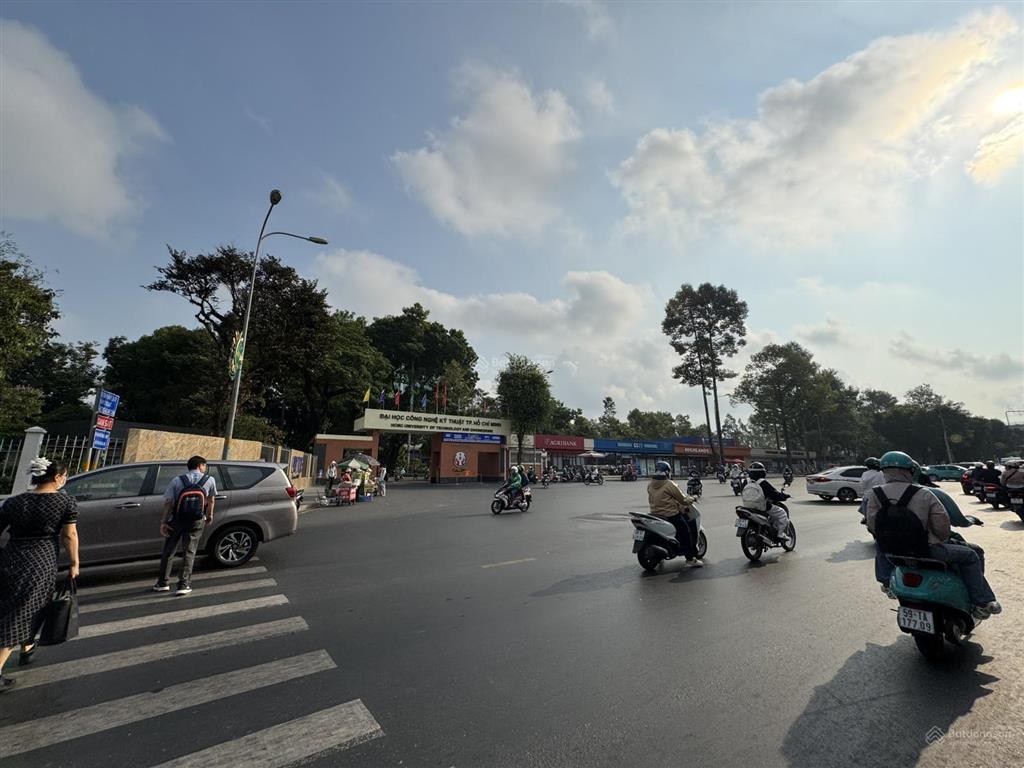 Bán nhà 1 sẹc võ văn ngân thủ đức đường xe hơi tận nhà 45 m2