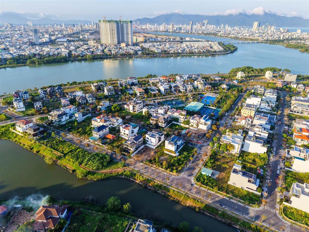 Bán đất biệt thự euro village 2 đường giáng hương 8  view công viên siêu hiếm