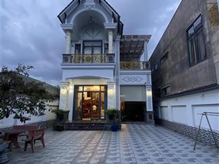 Biệt thự sân vườn trung tâm tp. phú mỹ, 392m2