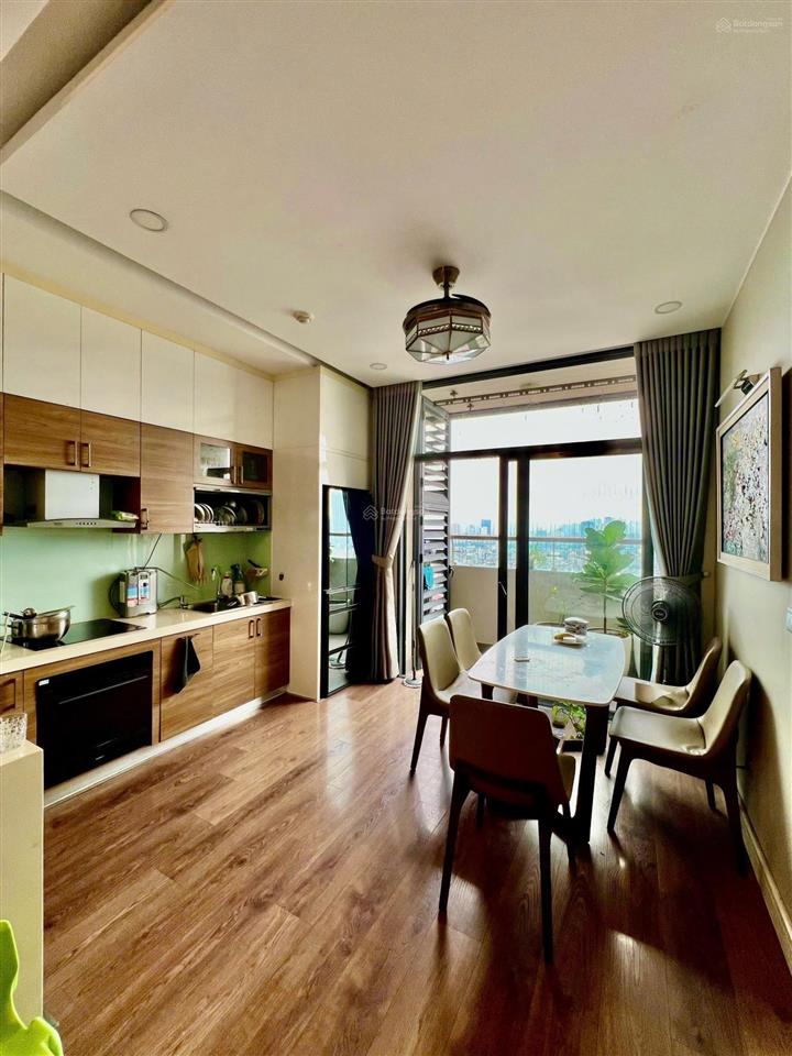 Chính chủ cho thuê cc tràng an complex, giá 17 triệu, 94m2, 3pn, 2wc, đầy đủ tiện nghi