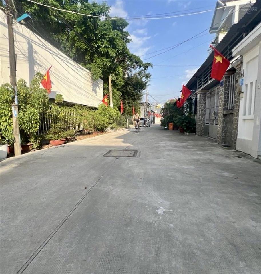 Bán đất xuân thới sơn hóc môn giáp quận 12 hẻm 8m xe tải 100m2