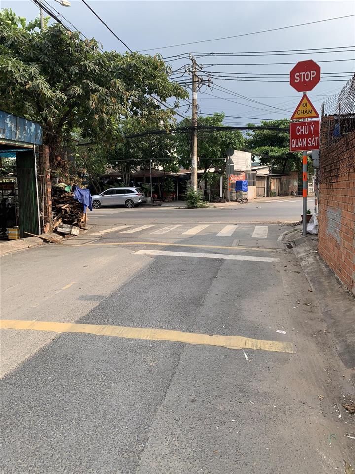 166m2  shr  mt kd tân hiệp 81  đường 10m vỉa hè  gần dương công khi  chủ thiện chí bán