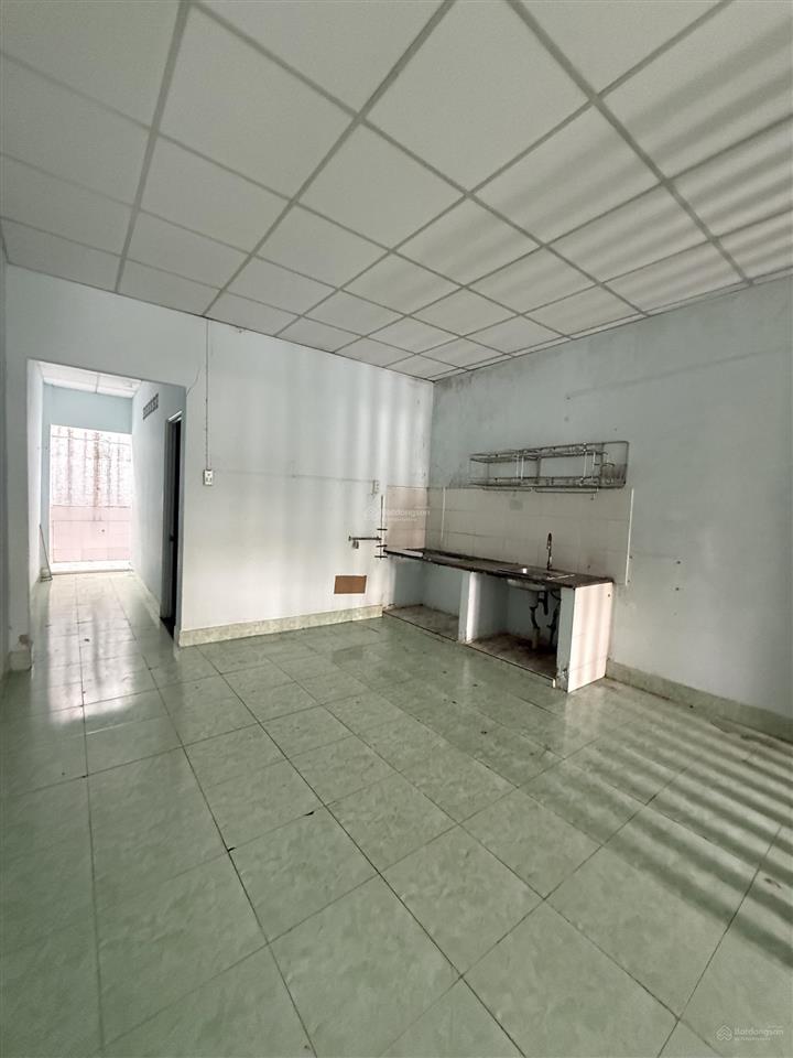 80m2  ngang 4m chuẩn  hẻm xe tải vào nhà  sát hiệp thành city  sổ a4