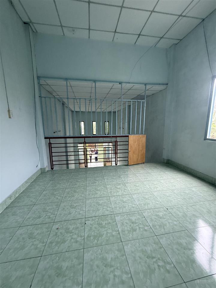 80m2  ngang 4m chuẩn  hẻm xe tải vào nhà  sát hiệp thành city  sổ a4