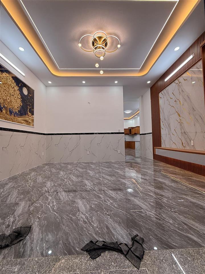123m cn  shr  5tỷ150  hxh nguyễn thị thử hóc môn  ngang 6.7m  chủ gấp bán